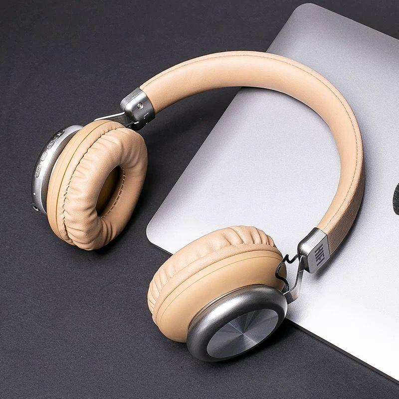 Multifunctional headset Bluetooth headset Headphones Stereo Wireless with Mic FM Radio Earphones