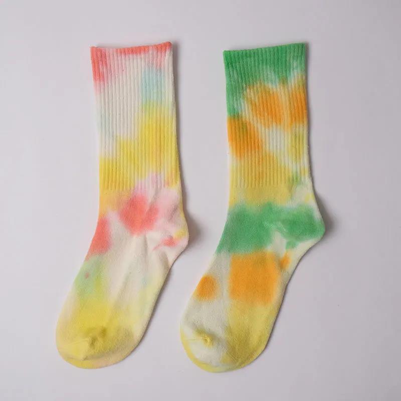 Two Pairs of Unisex Tie-dye Socks Personalized Street Sports Skateboard Socks Basketball Socks