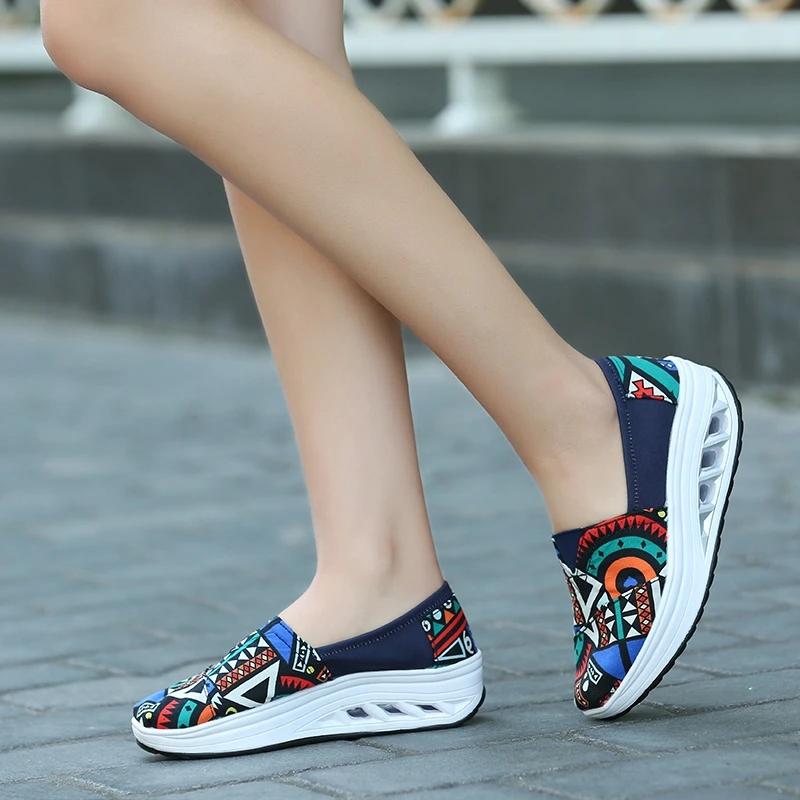 One-pedal Thick-soled Patchwork Canvas Shoes Casual Shoes Ethnic Wind Swaying Shoes Lazy Shoes Cloth Shoes Mother Shoes