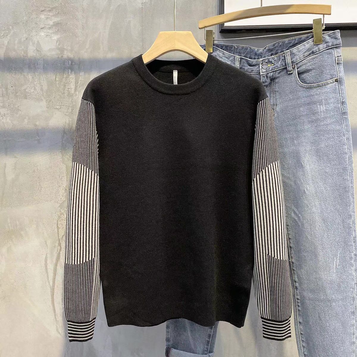 Men's Round Neck Pullover Sweater for Fall/winter New Style Splicing Long-sleeved Slim-fitting Sweater All-match Bottoming Shirt