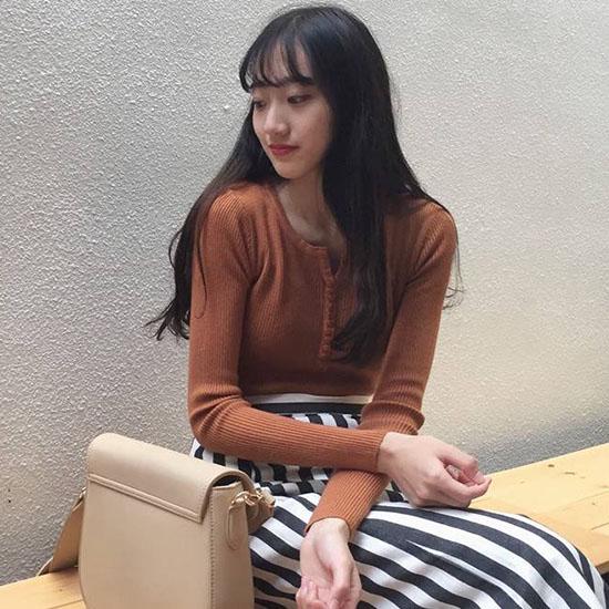 Pofulove Long Sleeve V-neck Pullover Short Button Sweater Women Open Navel Sexy Slim Waist Knitwear
