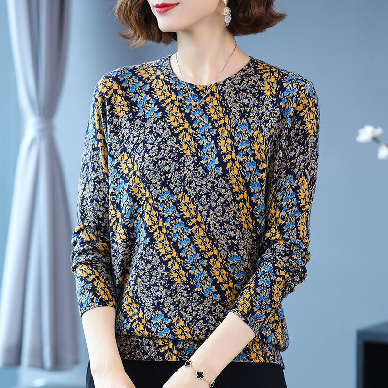 Autumn and Winter Printing Bottoming Shirt Women's Plus Size Casual Sweater Fashion Round Neck Printed Sweater