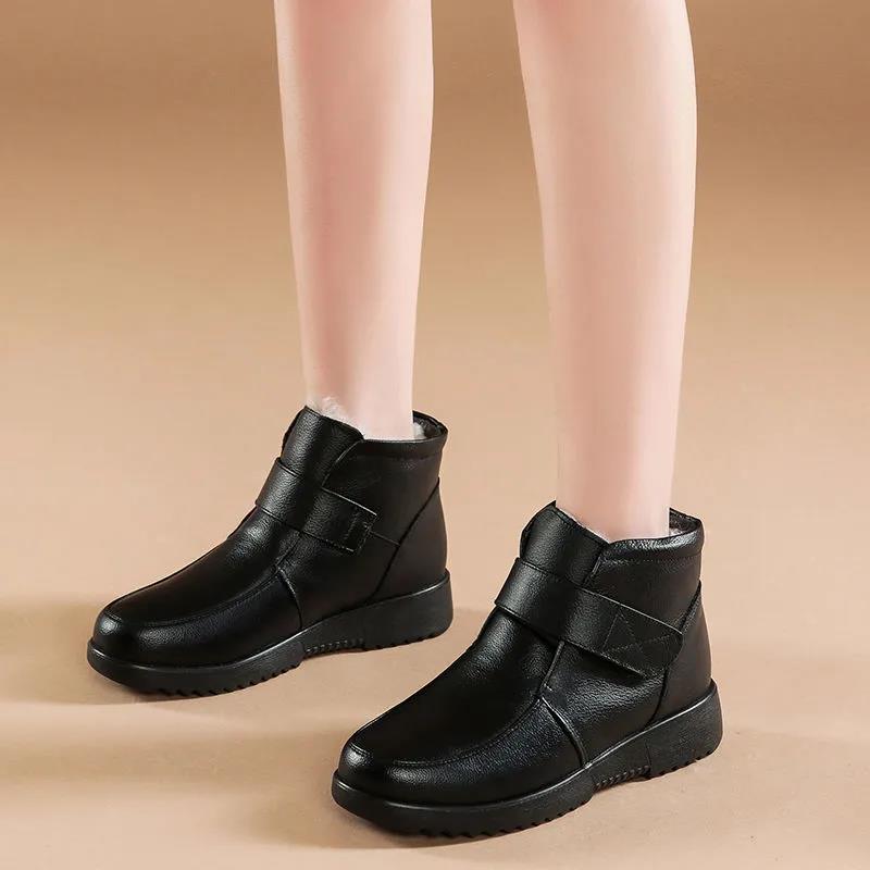 Cotton Shoes Women's Winter Short Boots Plus Velvet Padded Anti-skid Warm Old Beijing Snow Boots Leather Boots