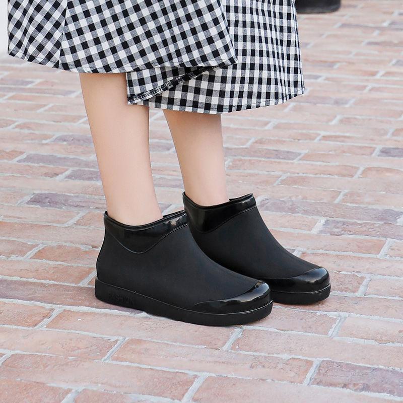 Fashion All-match Rain Boots Ladies Short Rain Boots Low-cut Non-slip Waterproof Work Shoes Kitchen Shoes Four Seasons Water Shoes