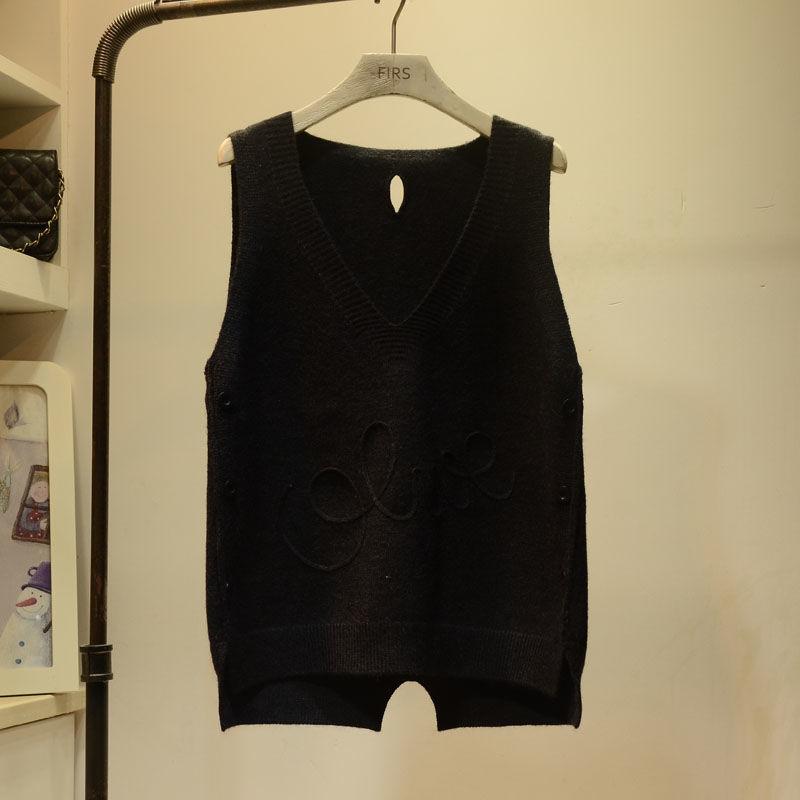 Women Knitted Vests Autumn New Korean Version of Wild V-neck Sweater Vest Women Loose Button Sleeveless Sweater Vest