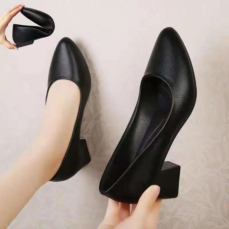 Soft Leather Shoes Women's Round Head Work Shoes Soft Bottom Thick with Comfortable Anti-skates Leather Shoes Black