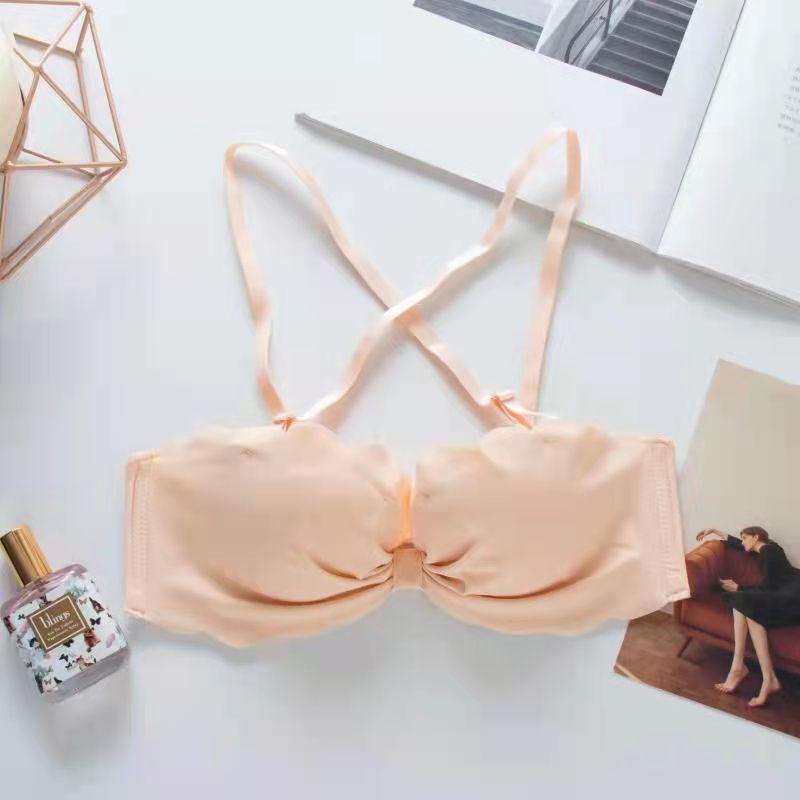 Ladies Underwear Sweet Girl Bow Breathable Skin-friendly Comfortable Beautiful Back Gather No Steel Ring Seamless Bra