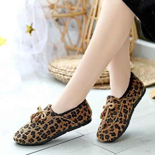 Women's Autumn and Winter Soft Bottom Plus Velvet Fashion Leopard Print Shoes Non-slip Wear-resistant Outer Shoes Slip-on Shoes