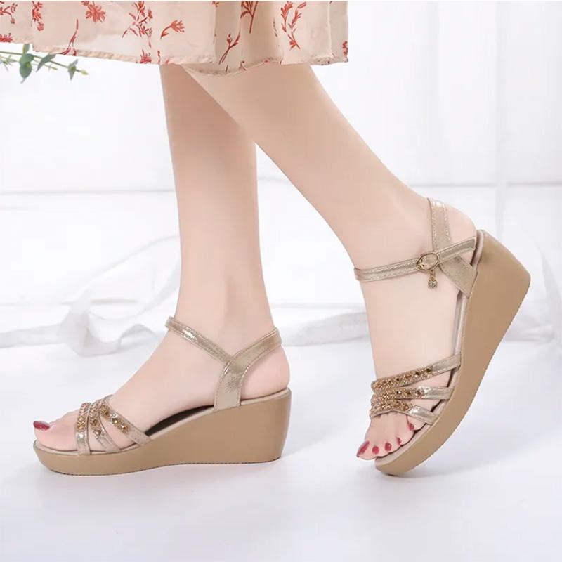 Wedge Heel Sandals Female Fairy Wind All-match Rhinestone Thick-soled Sponge Cake Medium-heeled Non-slip Flat Shoes Women