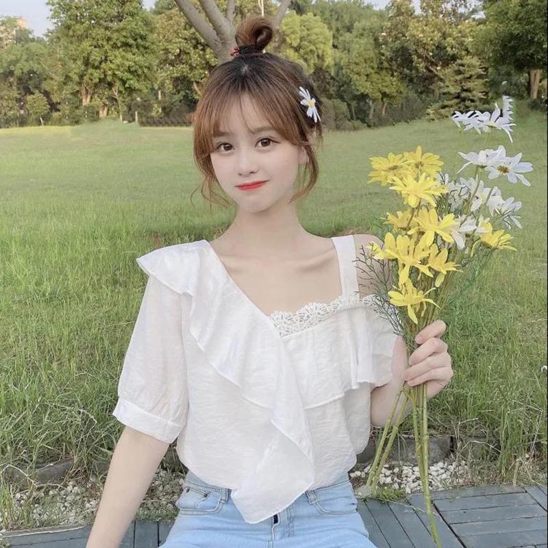 Off-shoulder Ruffled Sweet and Loose Short-sleeved Chiffon Shirt Women's White Off-the-shoulder Shirt Lace Trim Design Ruffled Trim