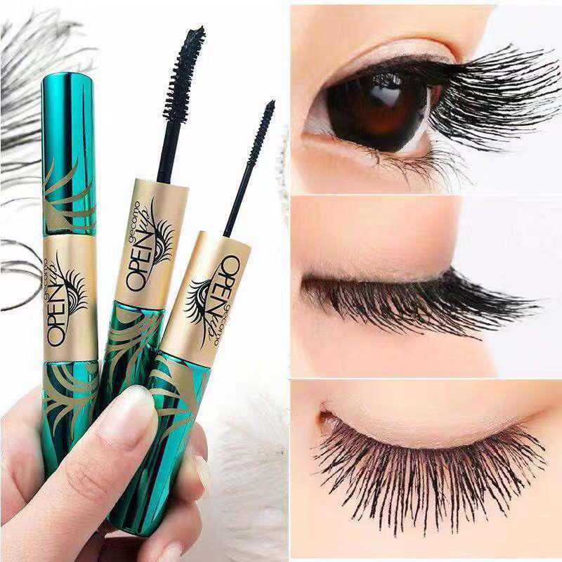 Peacock Double-Head Mascara is waterproof does not stain long and thin small curly brush heads fine