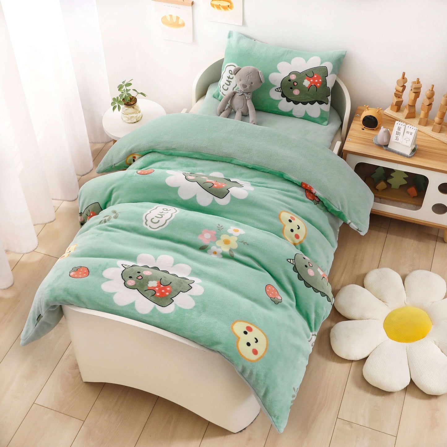 Children's Baby Bed Set Autumn and Winter Flannel Thickened Three-piece Quilt In Kindergarten Bedding Quilt Cover