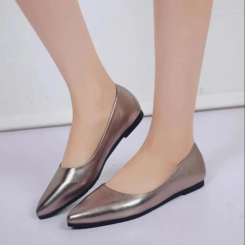 Peas Shoes Women Shallow Mouth Flat Pointed Patent Leather Casual Leather Shoes Work Shoes Soft Leather Non-slip Flat Shoes Comfortable