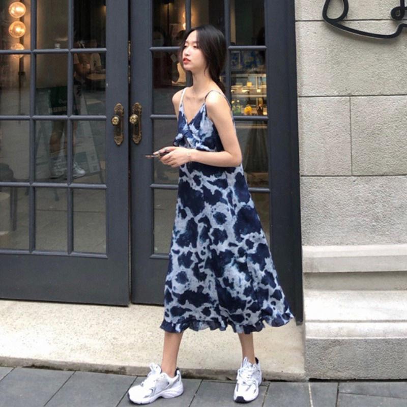 French Niche Dress Female Summer Korean V-neck Temperament Suspender Skirt Small Long Dress