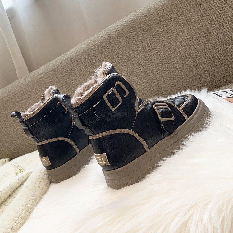 Platform Boots Women Winter Plush Warm Snow Boots with Fur Black White Leather Ankle Booties Chunky Boots Fashion Shoes