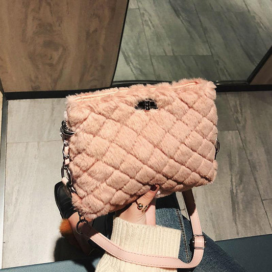 Autumn and Winter Plush Bag Ladies Trendy Plush Small Bag Wild Chain Bag Shoulder Messenger Bag