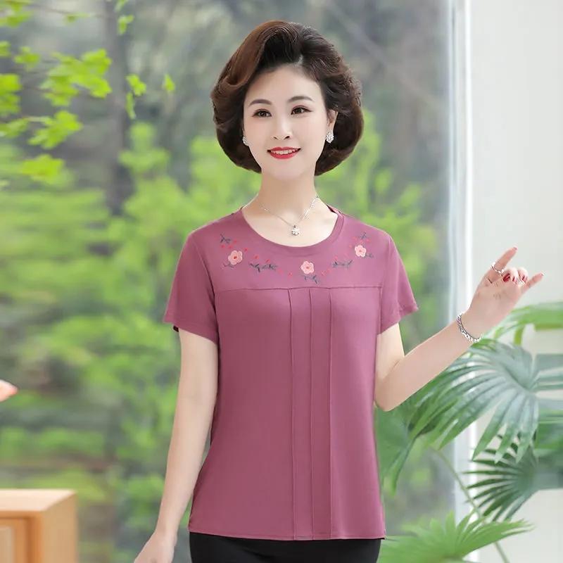 Embroidered Short-sleeved T-shirt Middle-aged and Elderly Women's Large Size Loose Bottoming Shirt Women's Short-sleeved Summer Top
