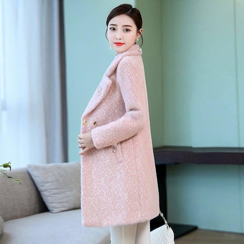 Winter Fashion and Elegant Women's Cotton-padded Jacket Temperament Queen Fan Send Pendant Thick Warm Fur Coat