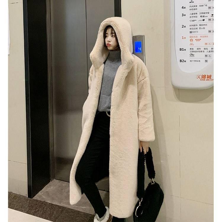 Women Winter Fur Coat Loose Lapel Overcoat Luxury Long Fur Coat Female Thick Warm Plush Coats