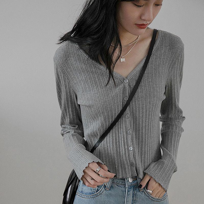 Autumn Korean Cardigan Top V-neck Knit Jacket Short Long Sleeve Striped Young Women Sweater