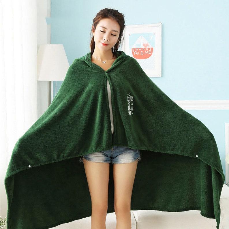 Attack on Titan Hoodie Cape Plush Blanket Anime Throw Shingeki No Kyojin Scouting Legion Cosplay Cloak Anime Blanket