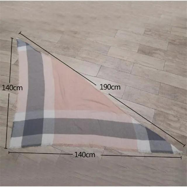 Plaid Triangle Scarves for Women Head Scarf Wraps Red and Blue Bandanas Ponchos Shawls Womens Cashmere Scarves Thicken Warm Fashion Shawls
