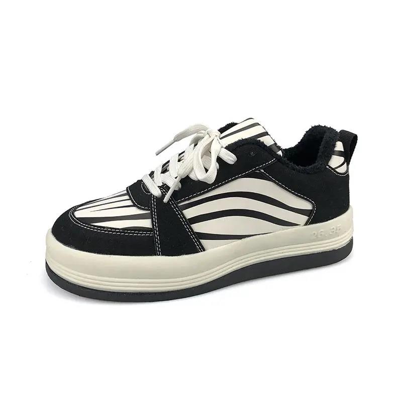 Zebra Pattern Women's Round Toe Thick-soled Winter Plus Velvet Black Autumn and Winter Cotton Shoes