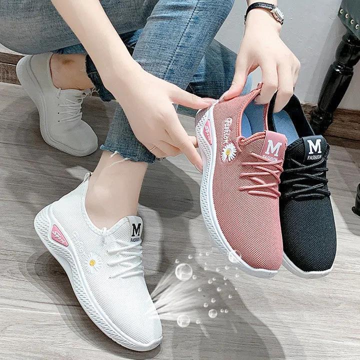 Non-slip Wear-resistant Running Shoes Women's Spring and Summer Sports Shoes  Slip-on Mesh Shoes