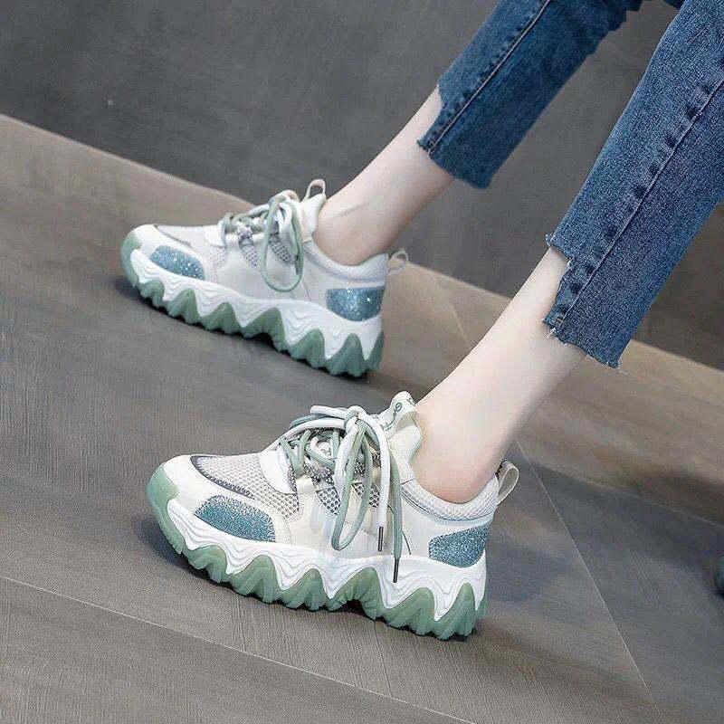 Sports Shoes Women Spring All-match Thick-soled Breathable Casual Shoes Mesh Sports Shoes Comfortable and Light