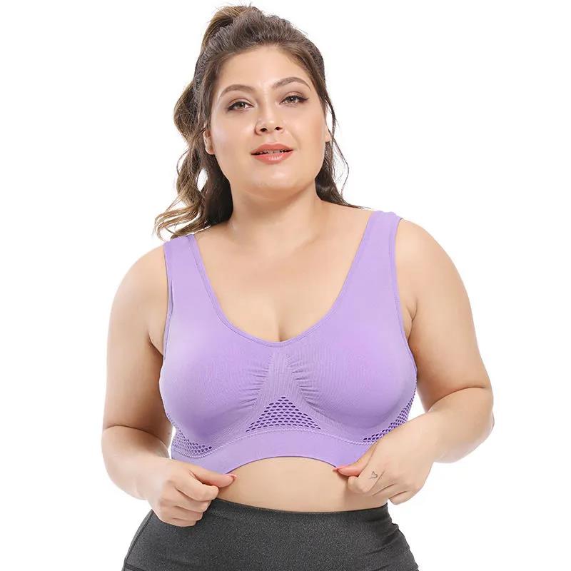 Women's Plus Size Seamless Bra with Pads Solid Color Breathable Bra Hollow Out Sports Yoga No Wire Gathering Vest Bra