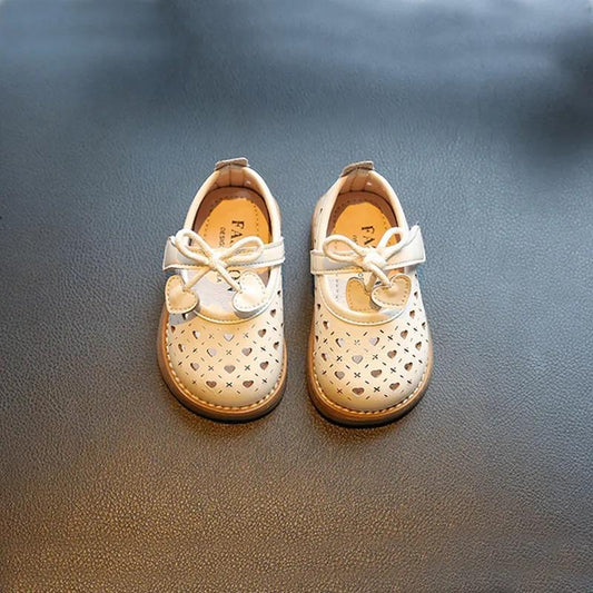 Female Baby Shoes Spring Baby Girl Princess Shoes Soft-soled Toddler Shoes Non-slip Baby Sandals Hollow Children's Small Leather Shoes