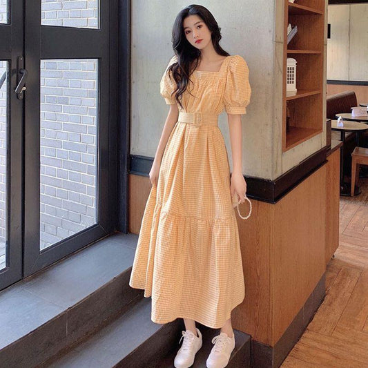 Female Simple French Retro Elegant Travel Dress Bubble Sleeve Square Neck Waist Slim Little Fresh Dress