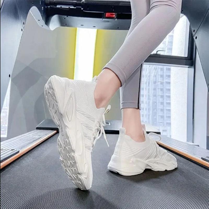 Running Shoes Flying Weaving Spring Ins Tide Casual All-match Solid Color Sneakers Fashion Student Shoes Lace-up Sneakers