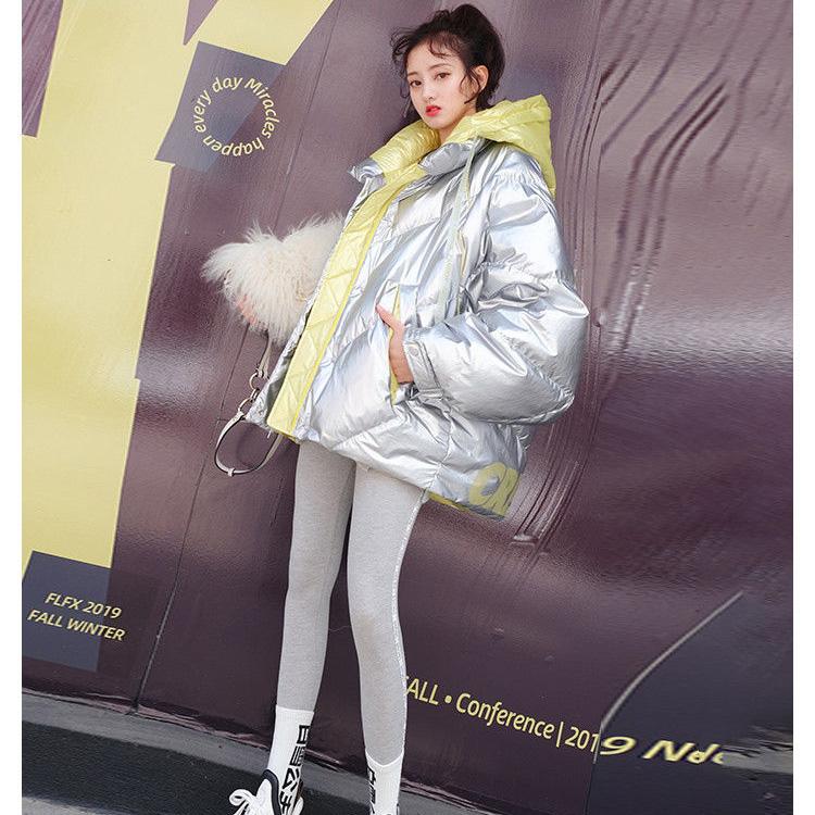 Winter White Duck Down Loose Hood Contrast Color Short Bread Jacket Ladies Down Jacket