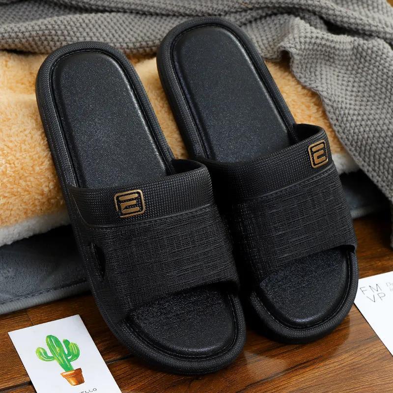 Men's Plus Size Slippers Summer Outdoor Thick Bottom Beach Slippers Home Bathroom Non-slip Slippers