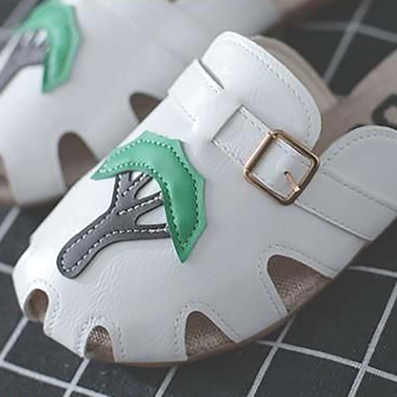 Flat Half Slippers Female Summer Korean Casual Versatile Hollow Sandals and Slippers Fashion Breathable Sandals