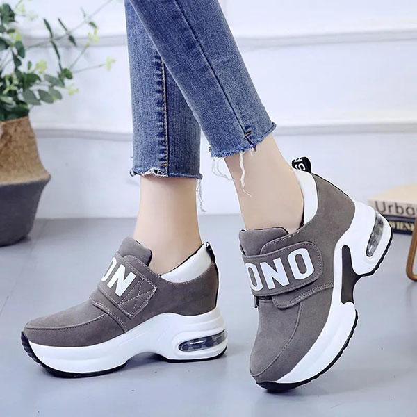 Spring and Autumn Versatile Wedge-soled Shoes Thick Bottom Women's Single Shoes Large Size Comfortable Middle Heel Casual Shoes