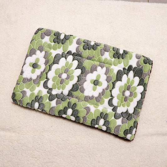 Pet Cushion Autumn and Winter Cat Thick Blanket Dog's Nest Mat Carcass Sleeping Cotton Quilt Warm Sleep Pad