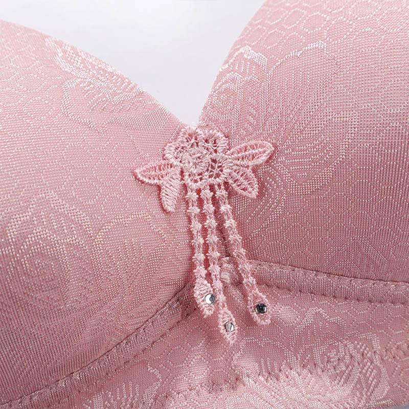 Women Large Size Thin Section Breathable Gathering No Steel Ring No Restraint Comfortable Bra Anti-sagging Breast Bra