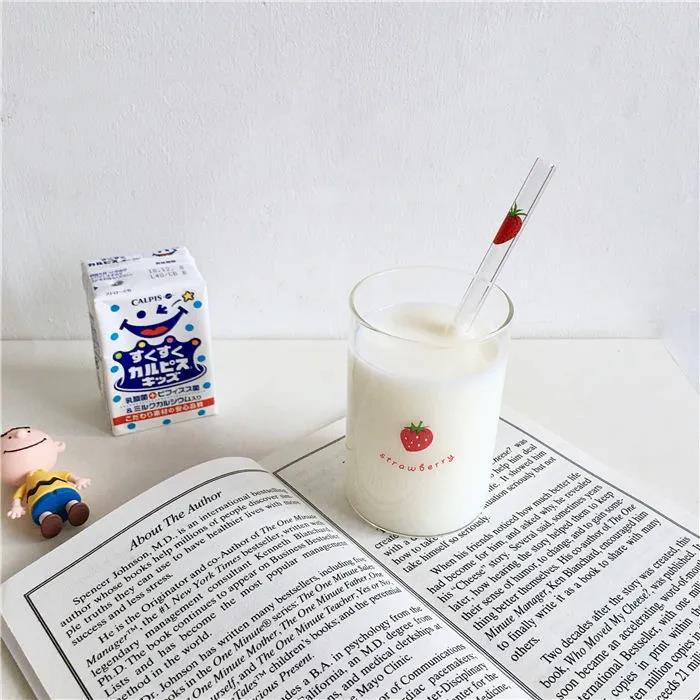 300ML Strawberry Cute Nordic Glass Cup Creative Transparent Water Cup Student Milk Heat Resistant Glass Home Party Drinking Cup