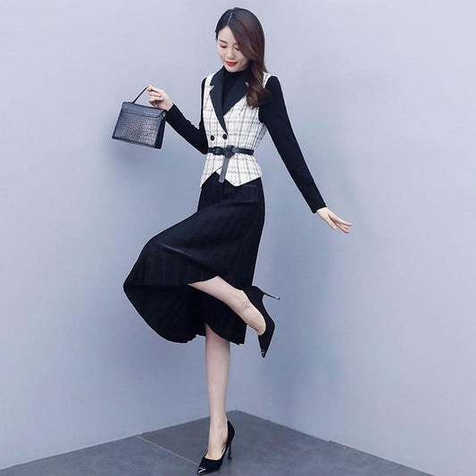 Suit Fragrant Wind Vest Dress Two-piece Suit Early Autumn Temperament Plaid Pleated Skirt Suit Female Large Skirt Dress