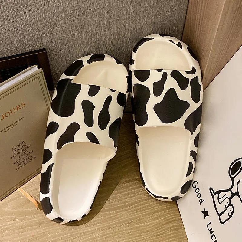 Couple Stepping on Shit Feeling EVA Slippers Female Indoor and Outdoor Wear Household Bathroom Bath Non-slip Deodorant Thick Bottom Sandals Male