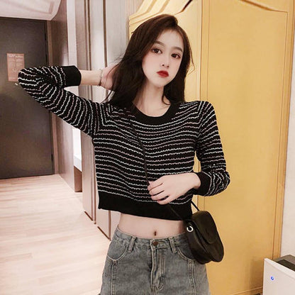 Cute O-neck Pullover Long Sleeve Short Twist Sweater Women Open Waist Striped Knitwear