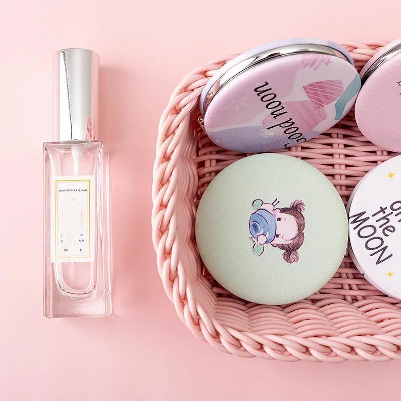 Mini Folding Cosmetic Mirror Portable Lovely Double-sided Small Clamshell  Folded Round Makeup Mirror