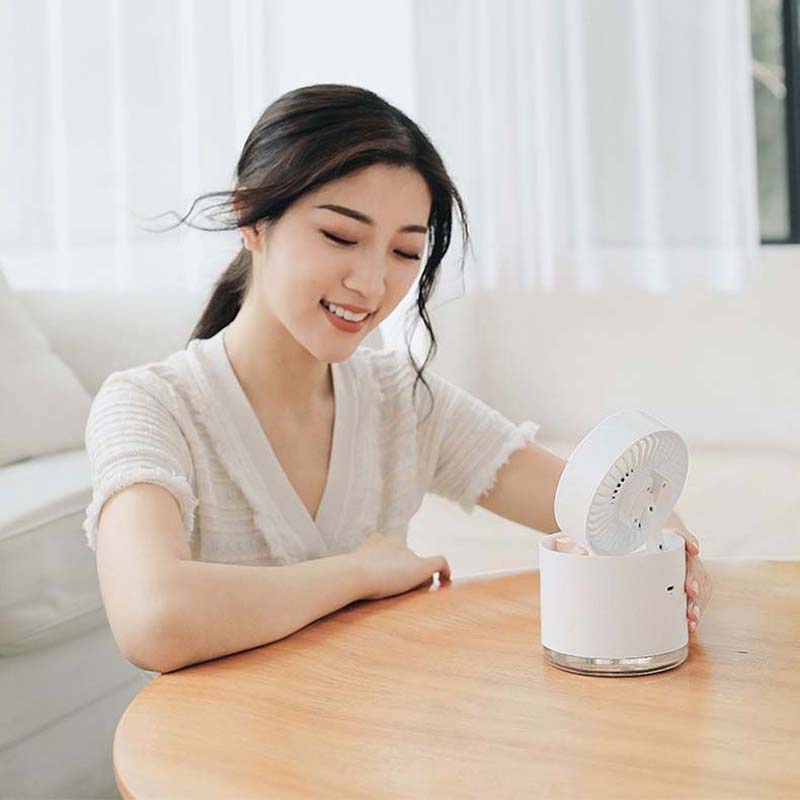USB Small Fan Mini Charging Home Student Dormitory Mute Portable Big Wind Spray Hydrating Humidifier