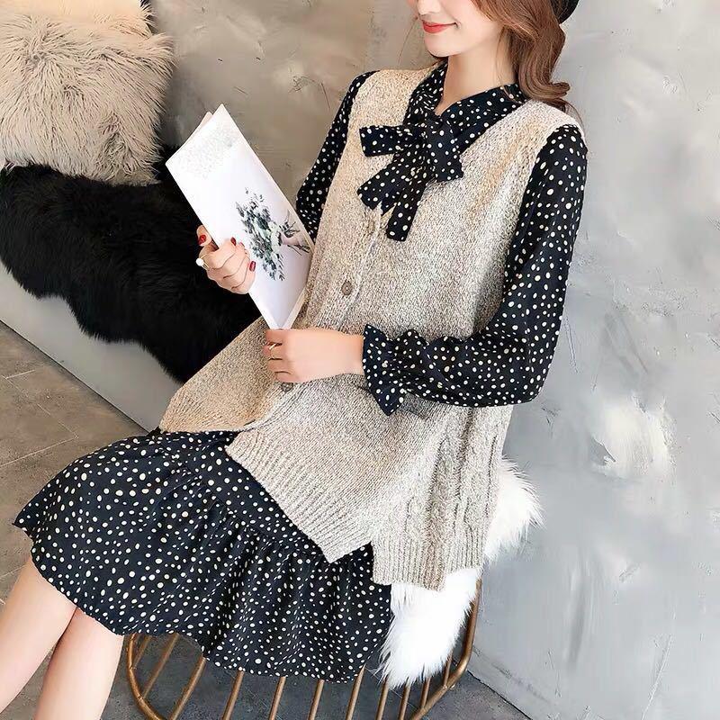 Set Female Autumn and Winter Polka Dot Chiffon Dress + Loose Knitted Sweater Vest Vest Two-piece Suit Can Be Worn with A Coat