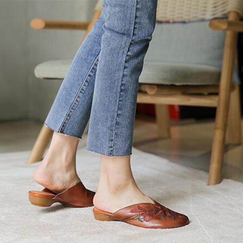Leather Embroidered Flower Baotou Sandals Middle Heel Leather Retro Outer Wear Half Slippers Summer