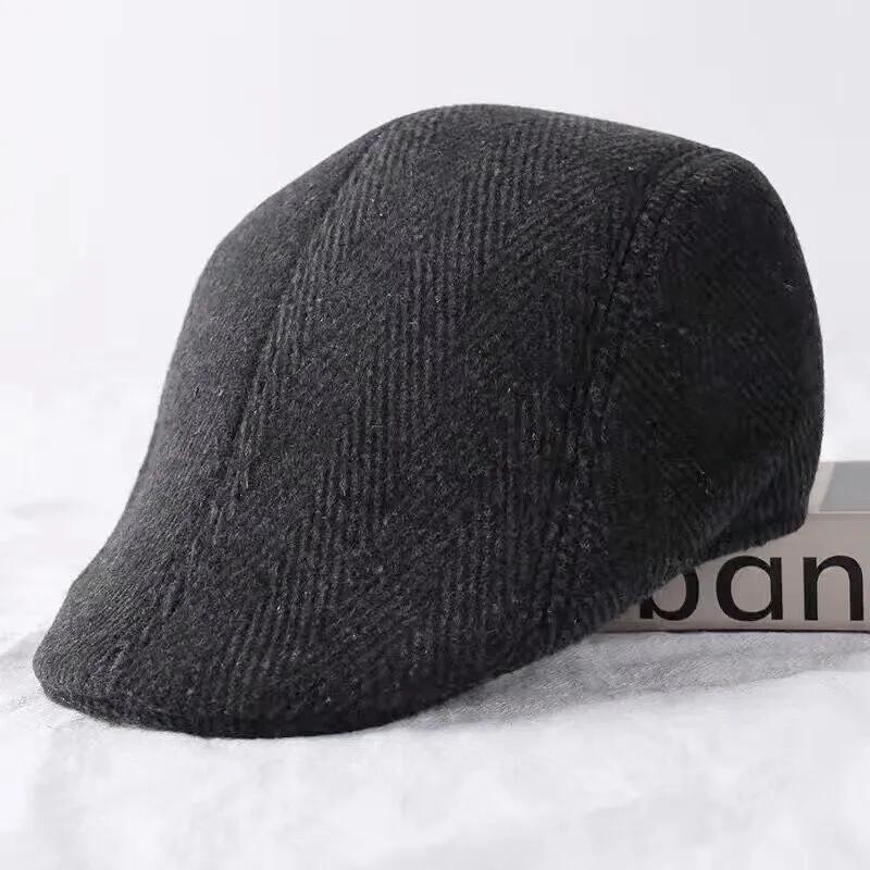 Autumn Winter Men's Plaid Cotton Peaked Cap Middle-aged Elderly Warm Cold-proof Beret Winter Dad Casual Outdoor Sun Hat Painter Hat