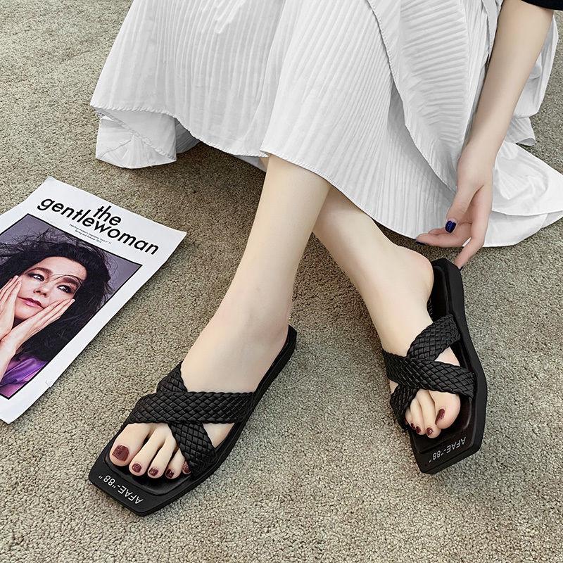 Wear Slippers Female Summer Version of The Seaside Holiday Beach Sandals and Slippers Female Cross Small Fragrance Slippers