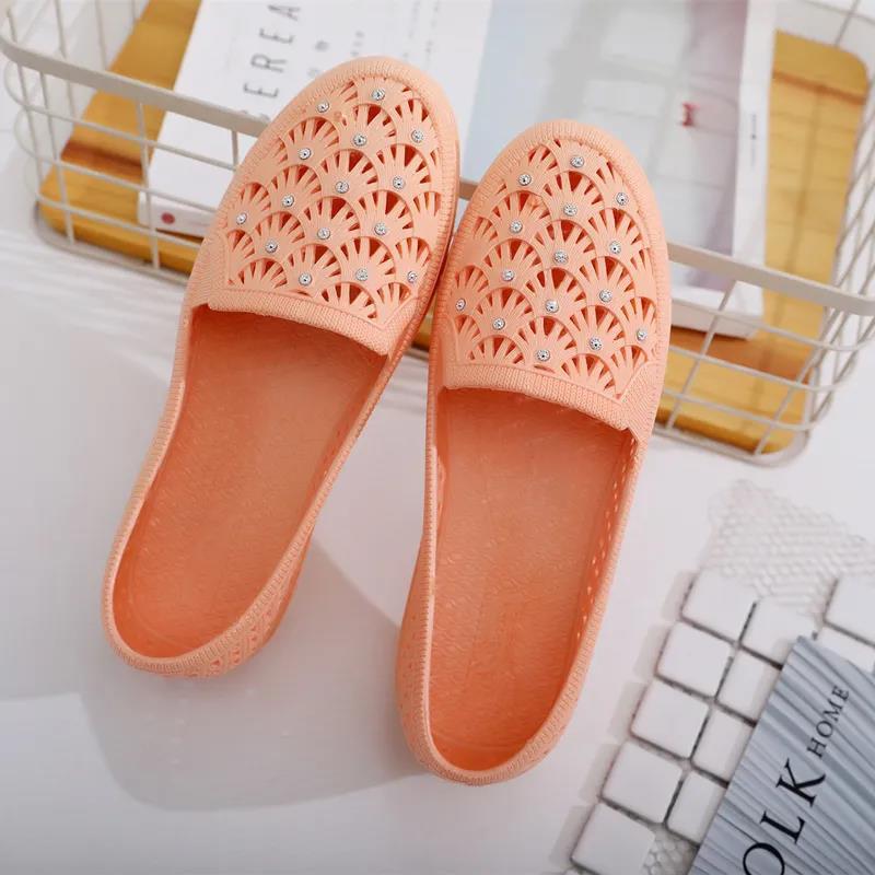 Summer Plastic Bird's Nest Hole Shoes Breathable Hollow Female Sandals Nurse Shoes Soft Bottom Non-slip Mother Shoes Flat Bottom Students